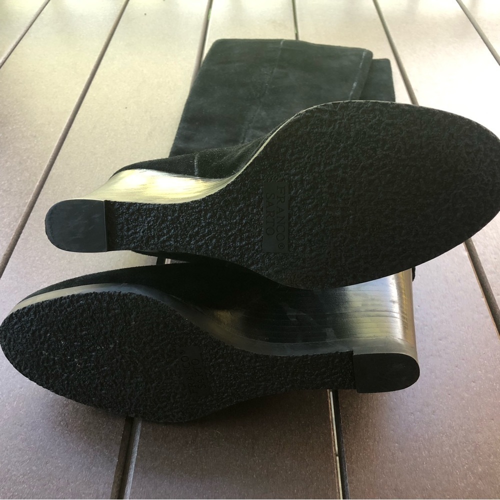 Franco Sarto Black Genuine Suede Wedge Boots Size 9M - Picture 4 of 6